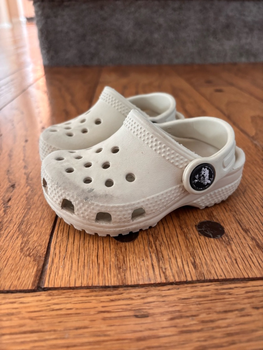 Baby Crocs - Picture 2 of 4